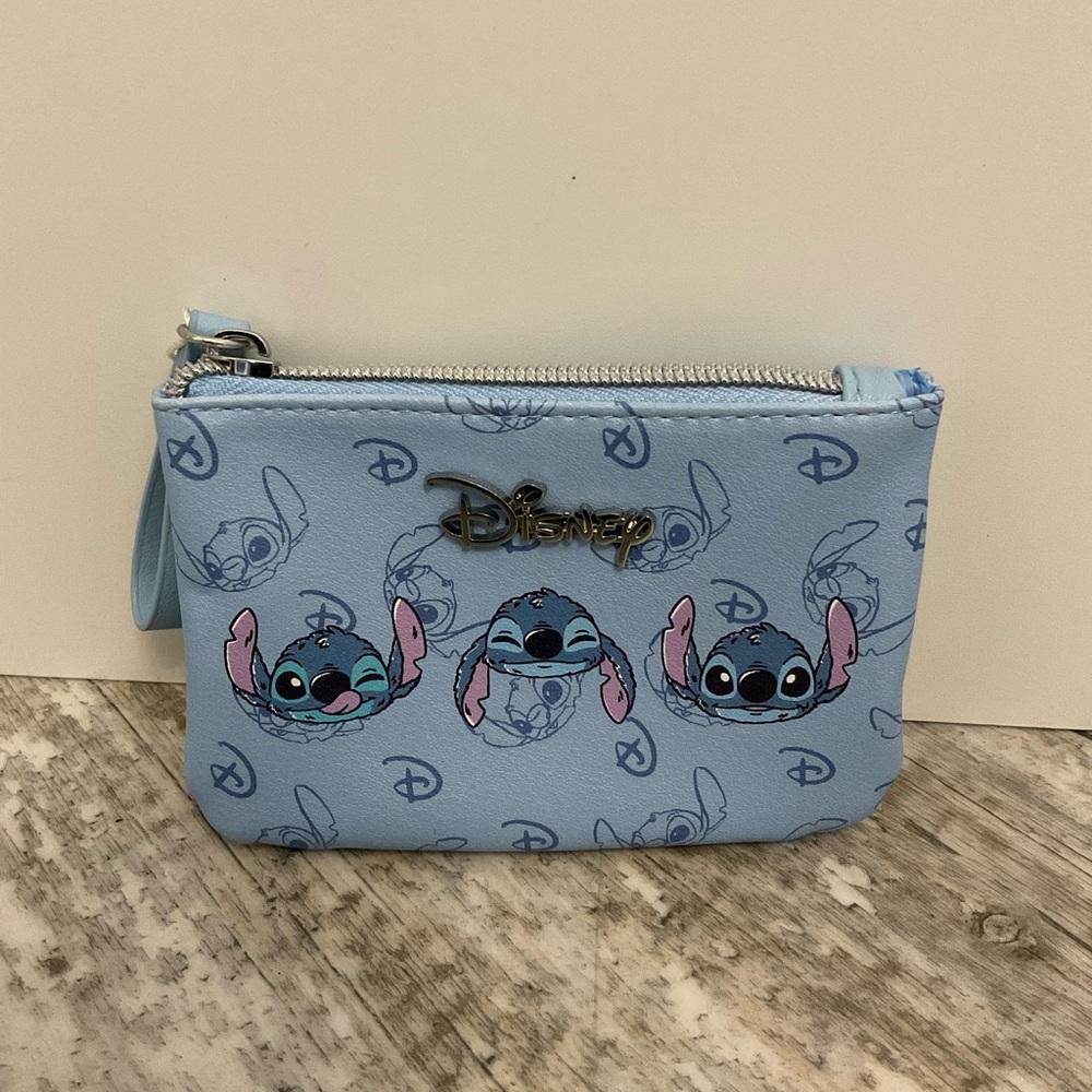 Nwt stitch mini wallet